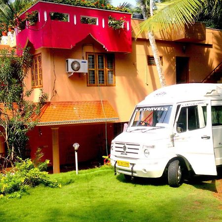 Ganesh House Homestay 可瓦兰 外观 照片