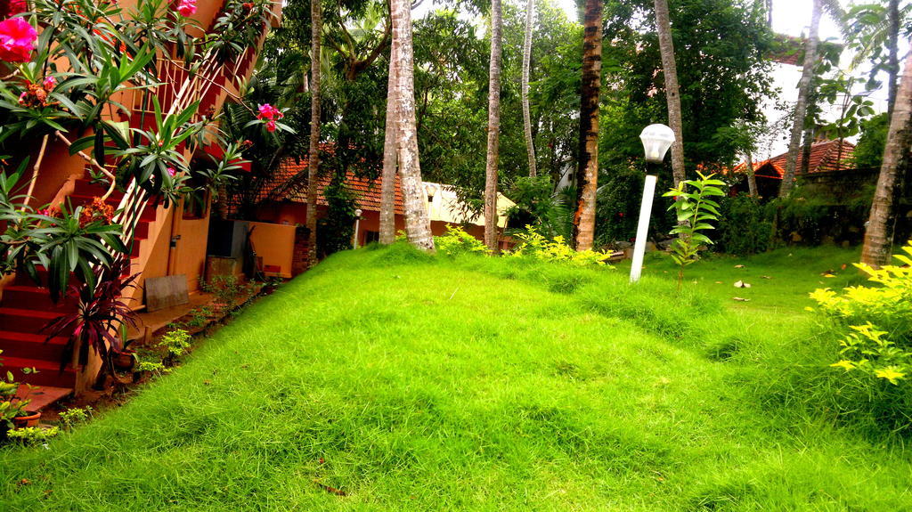 Ganesh House Homestay 可瓦兰 外观 照片