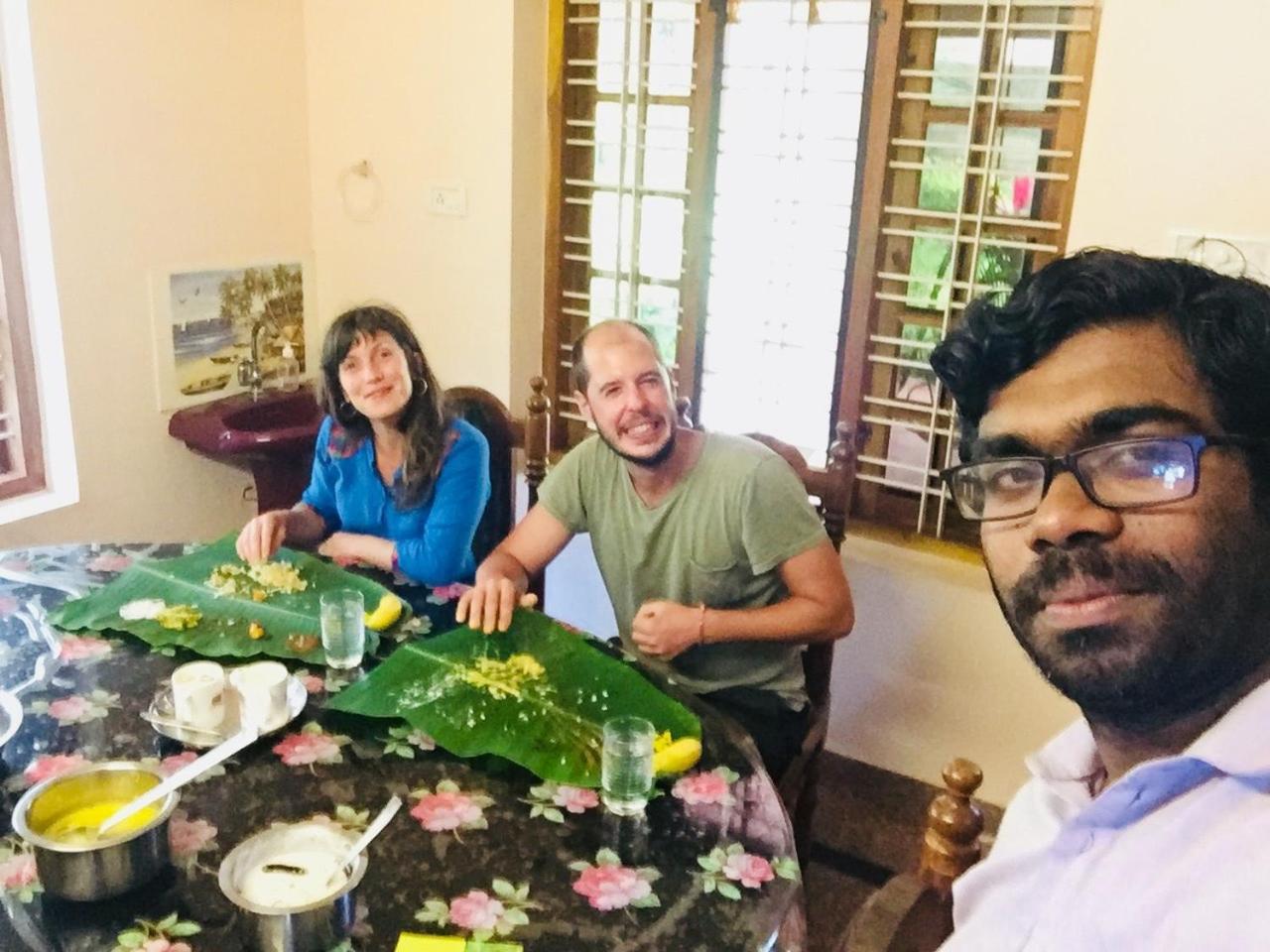 Ganesh House Homestay 可瓦兰 外观 照片