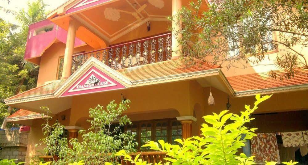 Ganesh House Homestay 可瓦兰 外观 照片